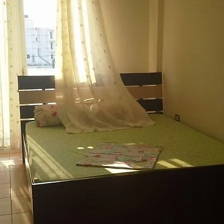 Ceni בית הארחה 3*