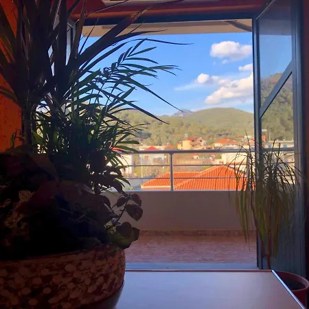 Apartment Ceni *